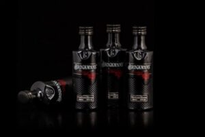 183987 Brockmans gin in miniature - the perfect serve